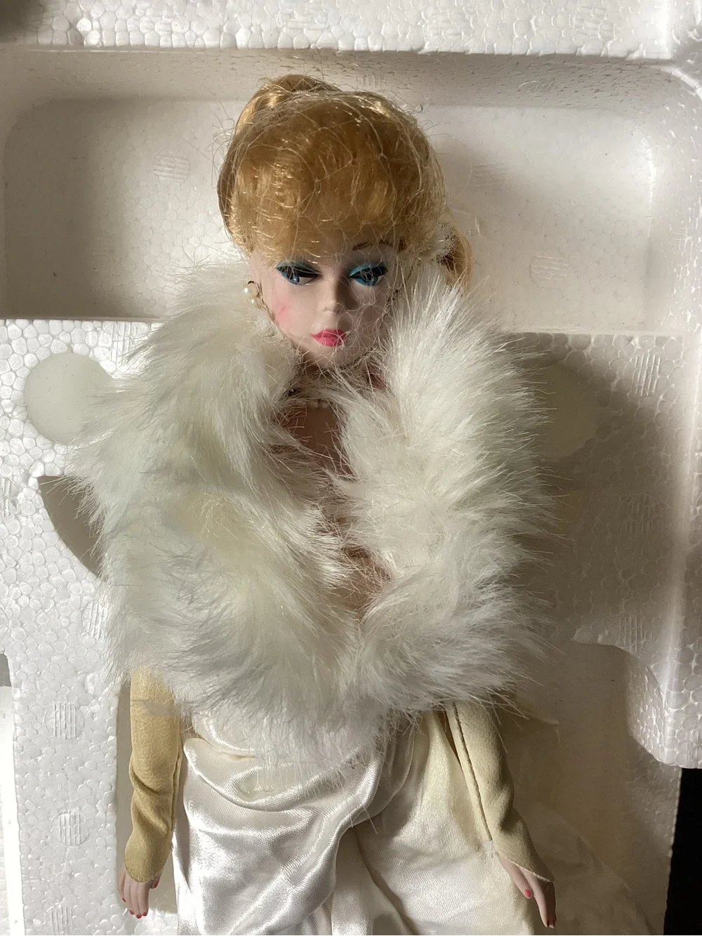 Enchanted Evening 1960 Barbie Porcelain Limited Edition 1986 Mattel  3415 New